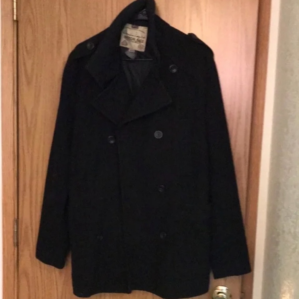 American rag CIE size med. 53 %wool stadium jacket 4 useable front pockets.